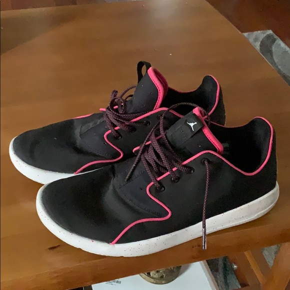 Nike sneakers - Picture 1 of 4